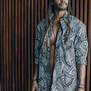 Men's Sacred Geometry Pattern Buttonup Shirt: Black &