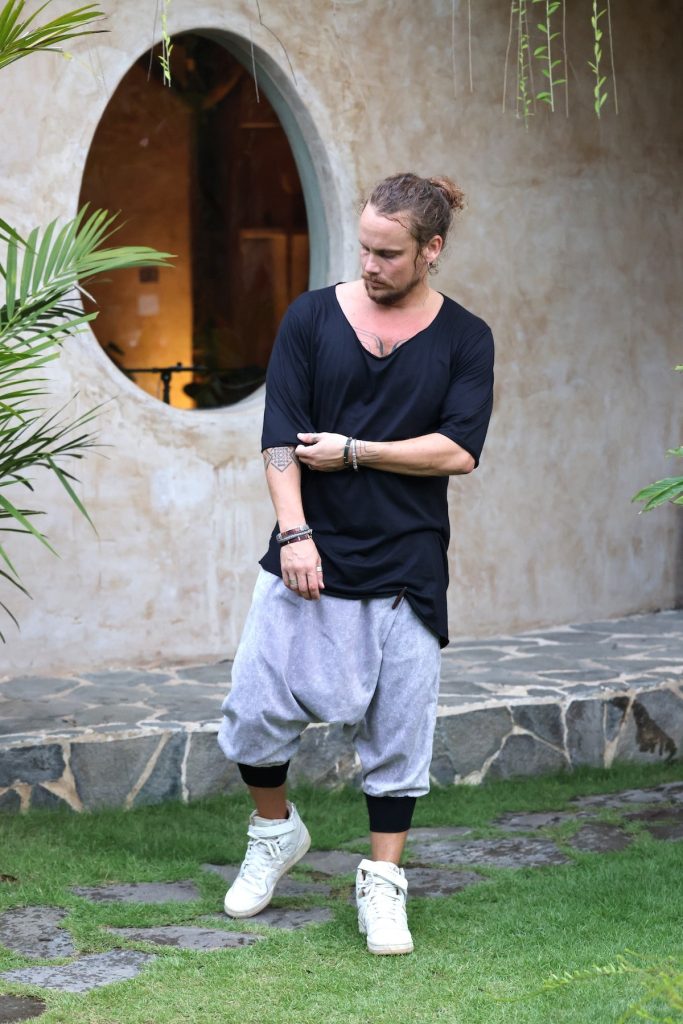 Men's Harem Capri Shorts: Stonewashed Cotton Twill Zipper