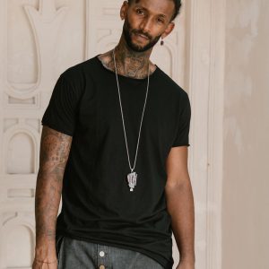 Valo Fit Organic Cotton Tee: Slim Crew Neck